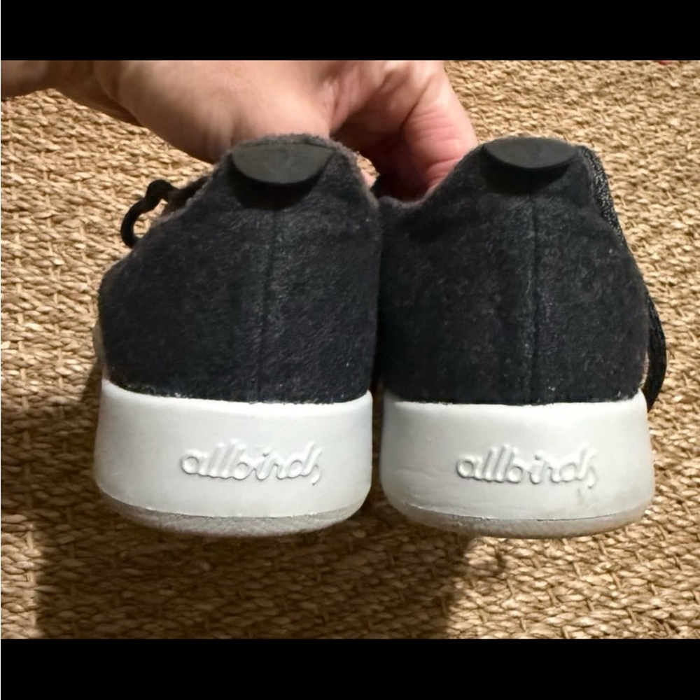 NEW Women’s Allbirds The Wool Runner Sneakers - Picture 2 of 6